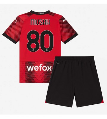 AC Milan Yunus Musah #80 Replika Babytøj Hjemmebanesæt Børn 2023-24 Kortærmet (+ Korte bukser)